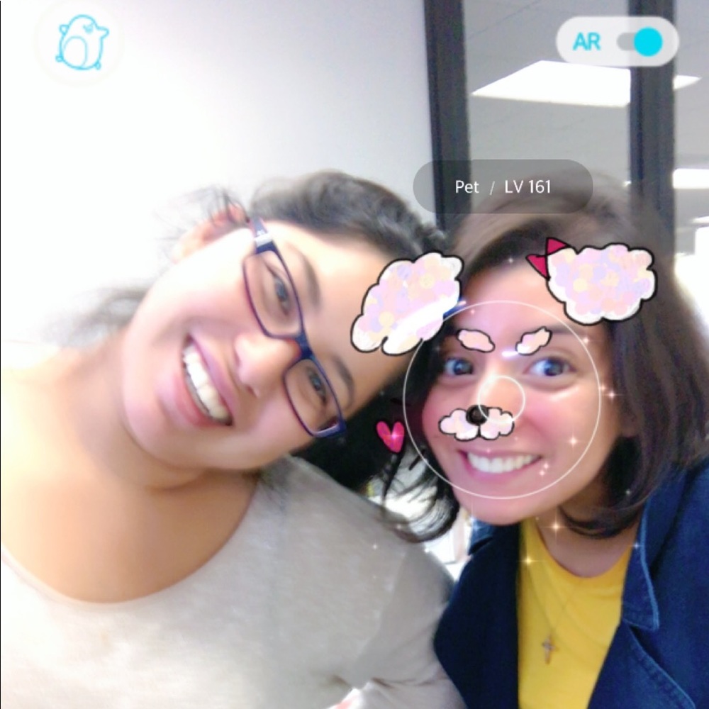 Meet your Posher, Crystal